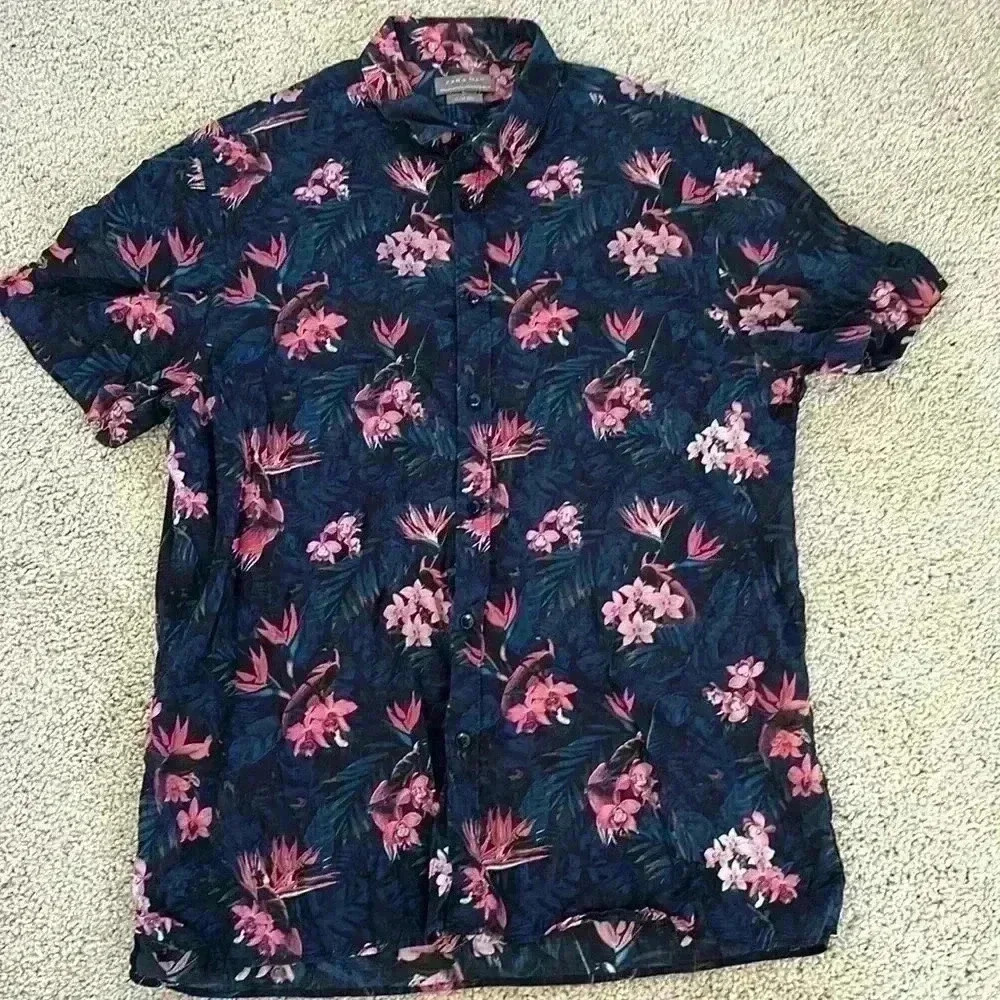 Zara Men XL - Picture 1 of 3